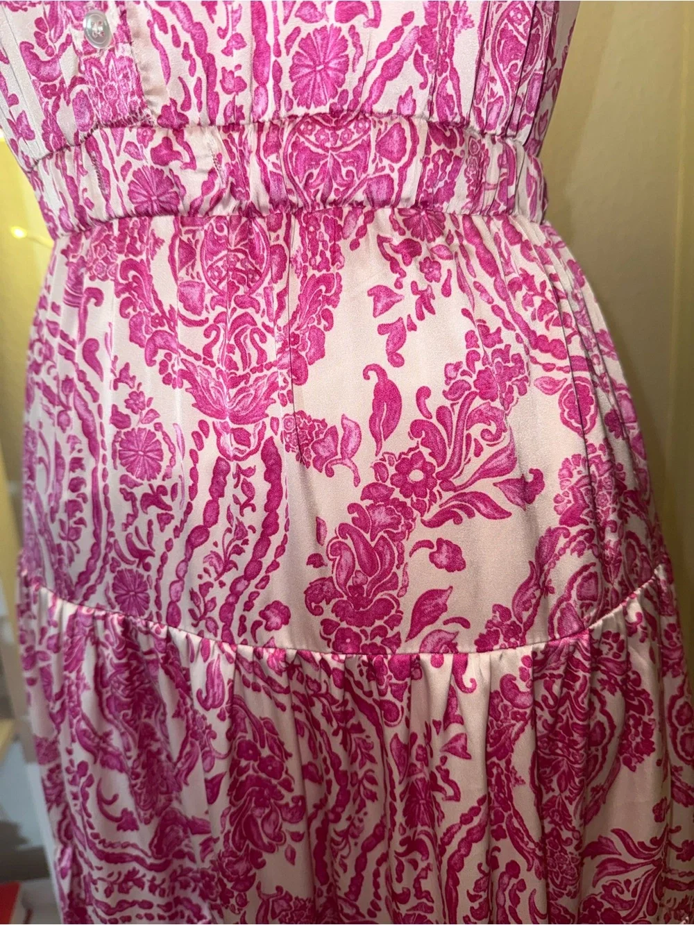 Pinch Pink Paisley maxi Dress, gorgeous dress perfect for cottage core style. - Picture 5 of 9
